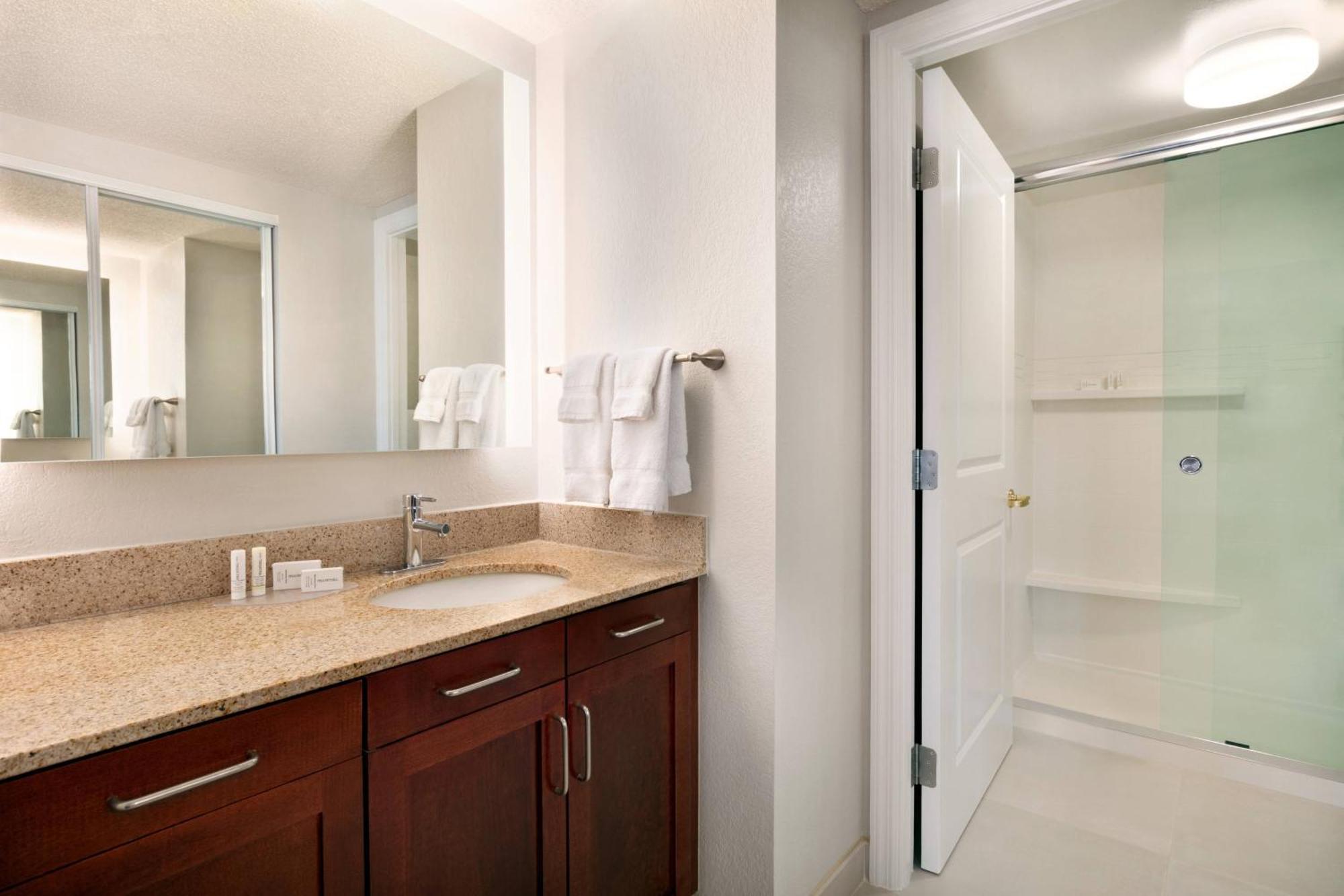 Residence Inn By Marriott Baltimore Downtown/ Inner Harbor מראה חיצוני תמונה